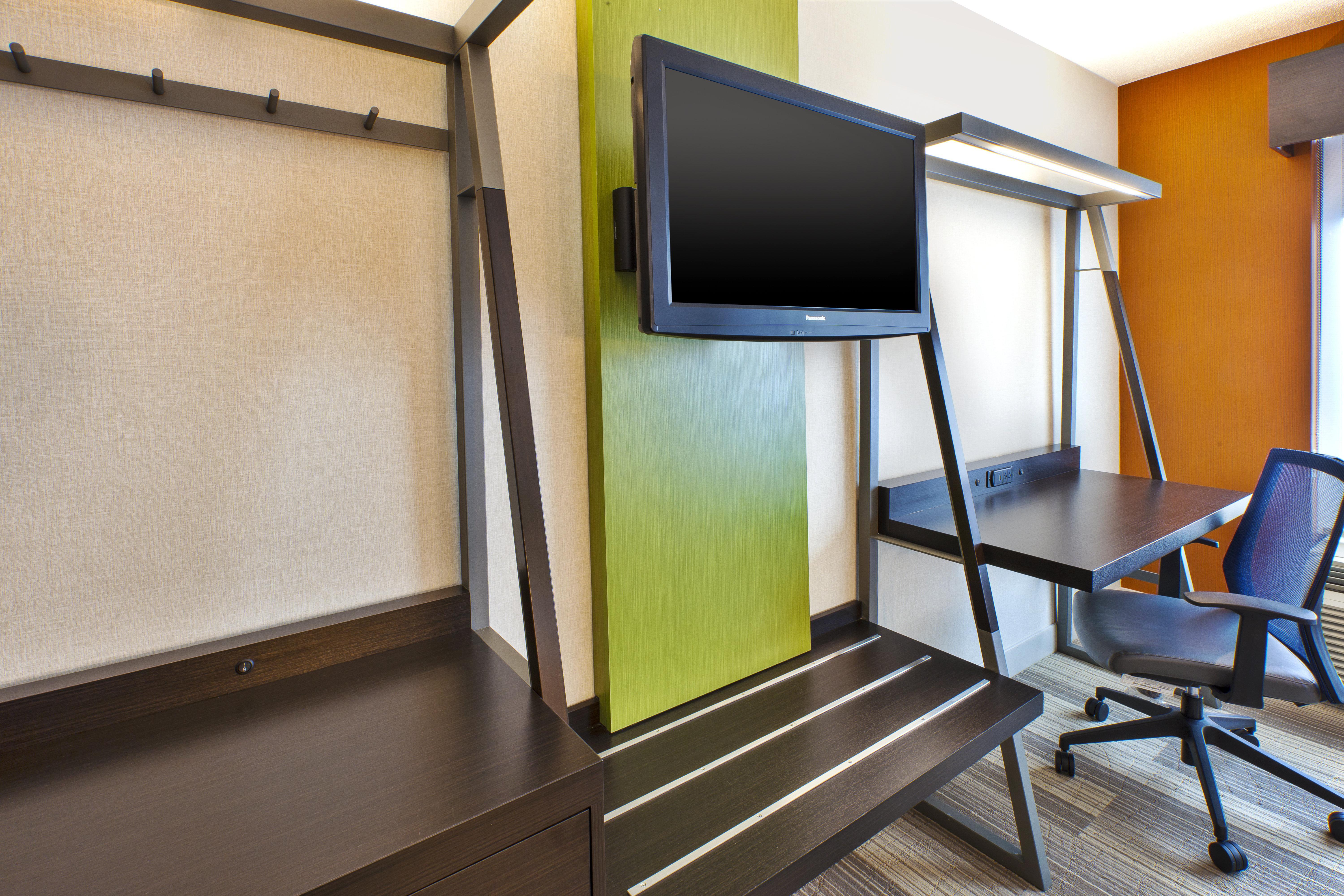 Holiday Inn Express & Suites Chicago-Midway Airport By Ihg Bedford Park Exterior photo