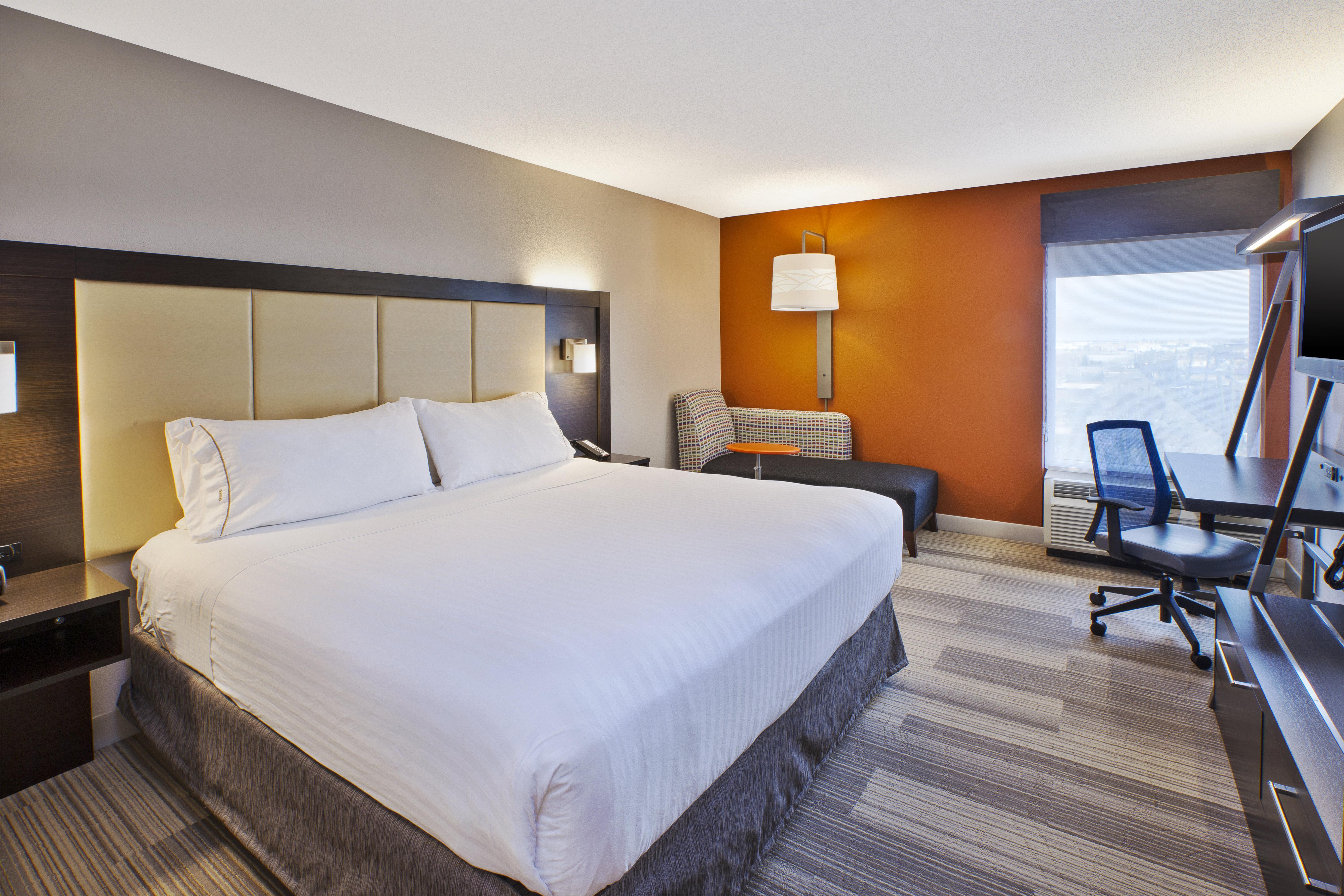 Holiday Inn Express & Suites Chicago-Midway Airport By Ihg Bedford Park Exterior photo